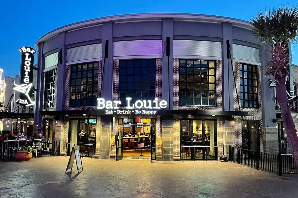 Bar Louie