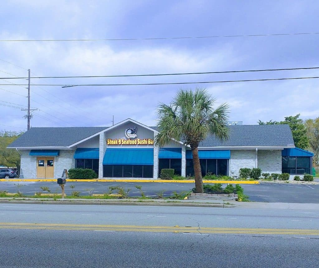 Manta Steak & Seafood Sushi Bar