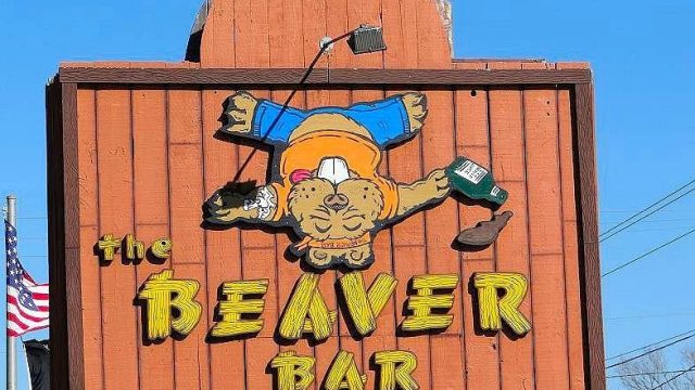 the beaver bar