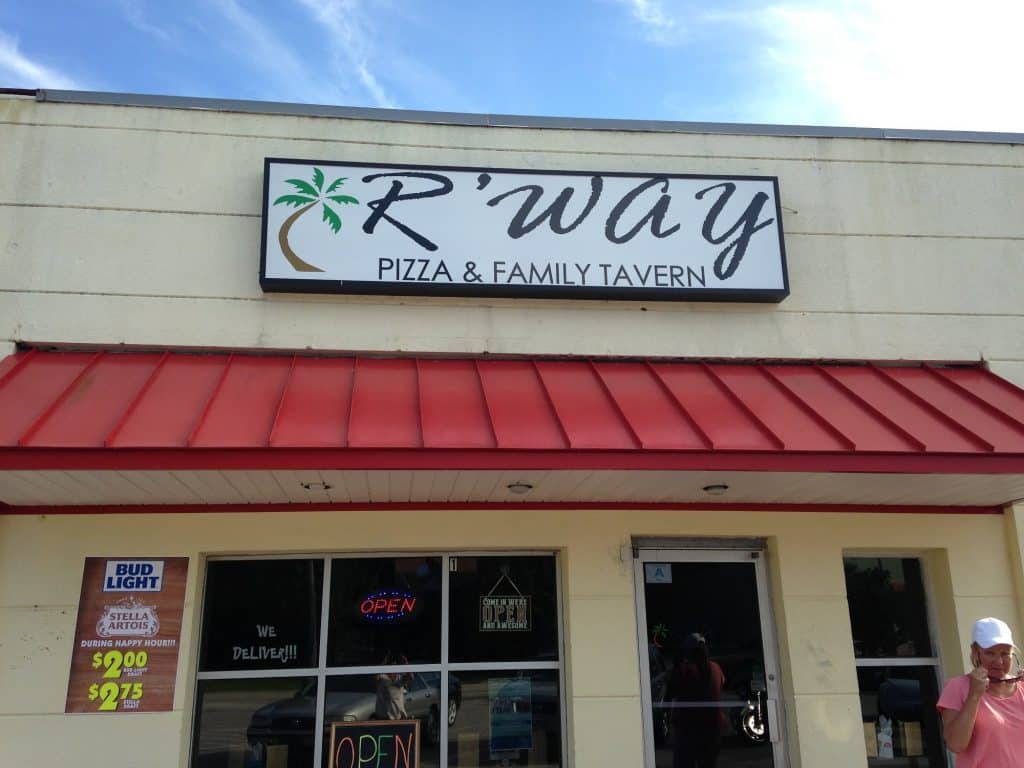 R’Way Pizza and Family Tavern