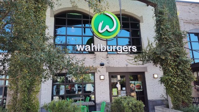 Wahlburgers