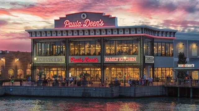 paula deen s family kitchen