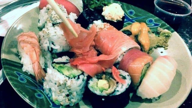 sushi at sakura hibachi