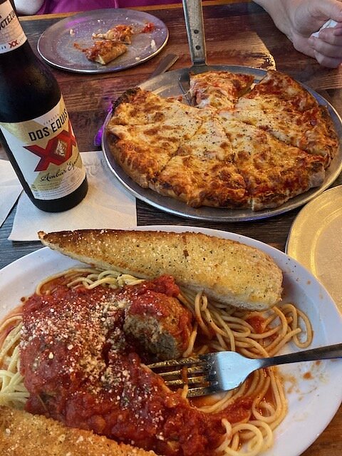 Daniello’s Pizzeria & Pub