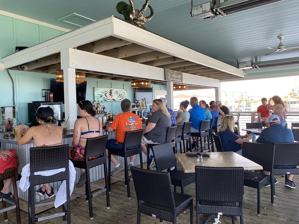 Snooky’s Oceanfront