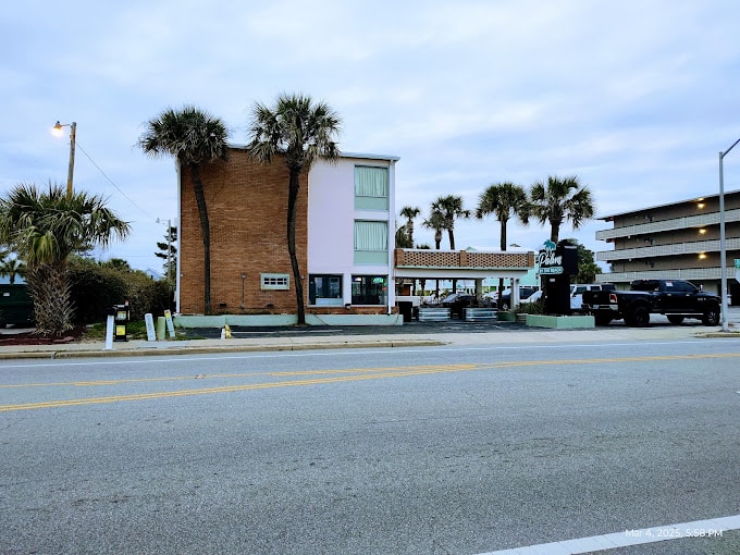 Palms by the Beach Motel