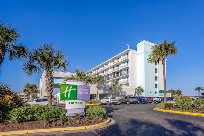 Holiday Inn Resort Oceanfront at Surfside Beach by IHG