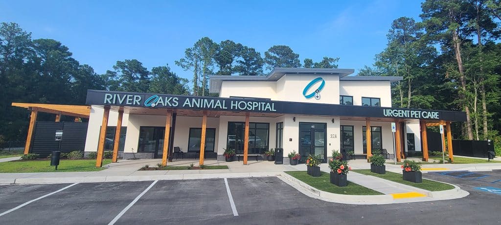 River Oaks Animal Hospital