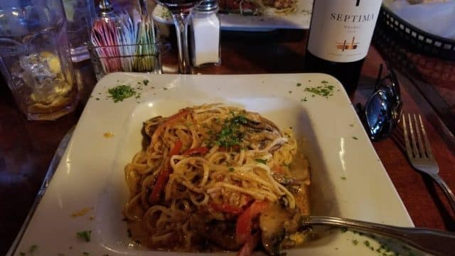 Grapevine Restaurant Lounge